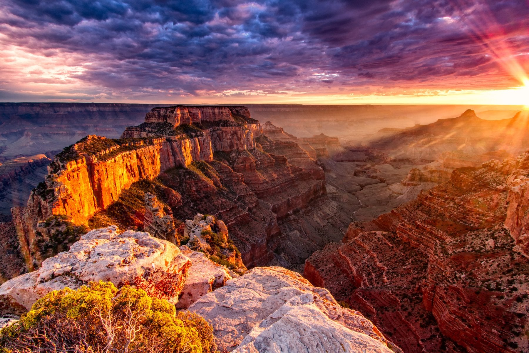 Fall Foliage and Tranquility: Exploring the Best National Parks in October and November - My Nature Book Adventures